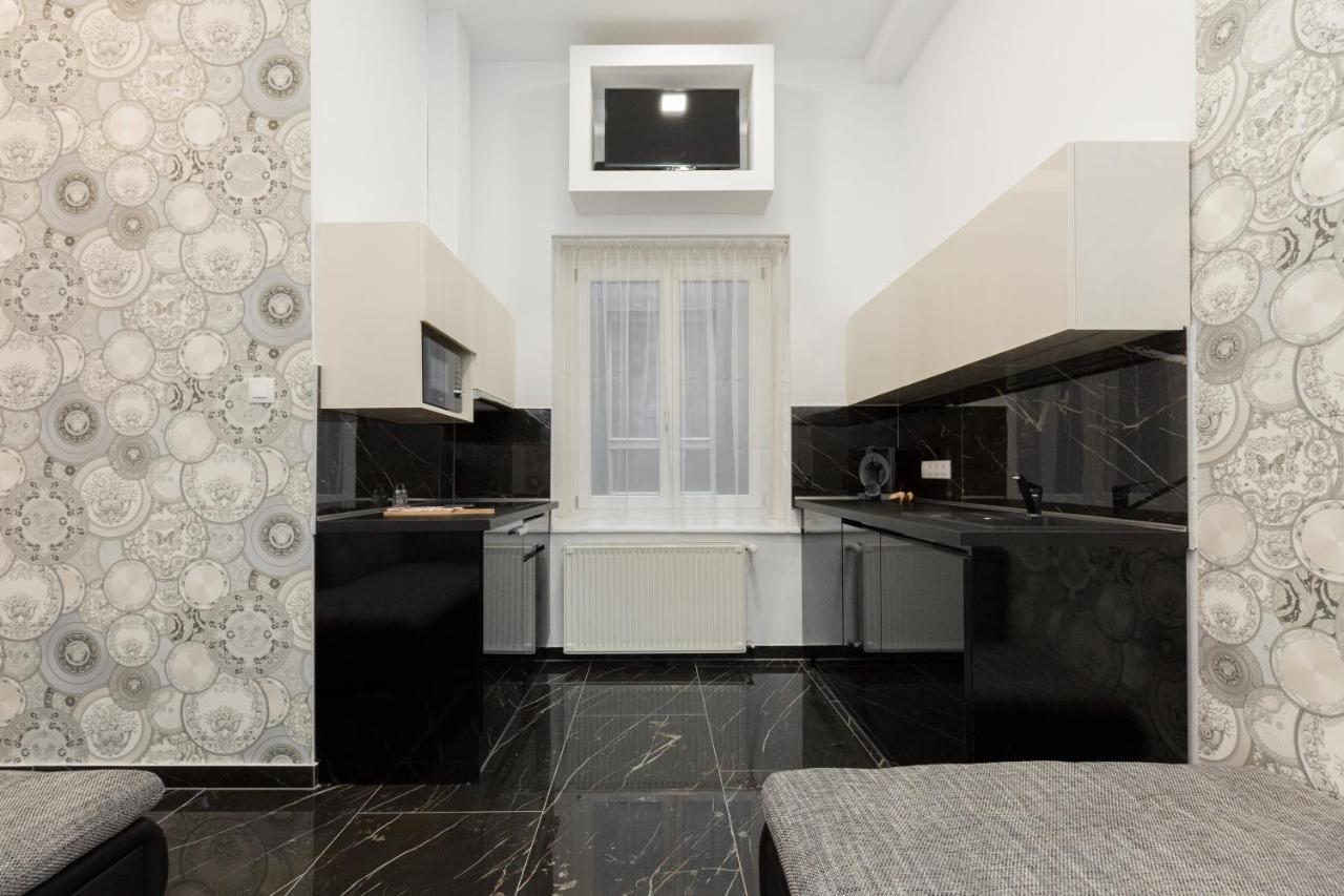 Apartment The Golden Executive