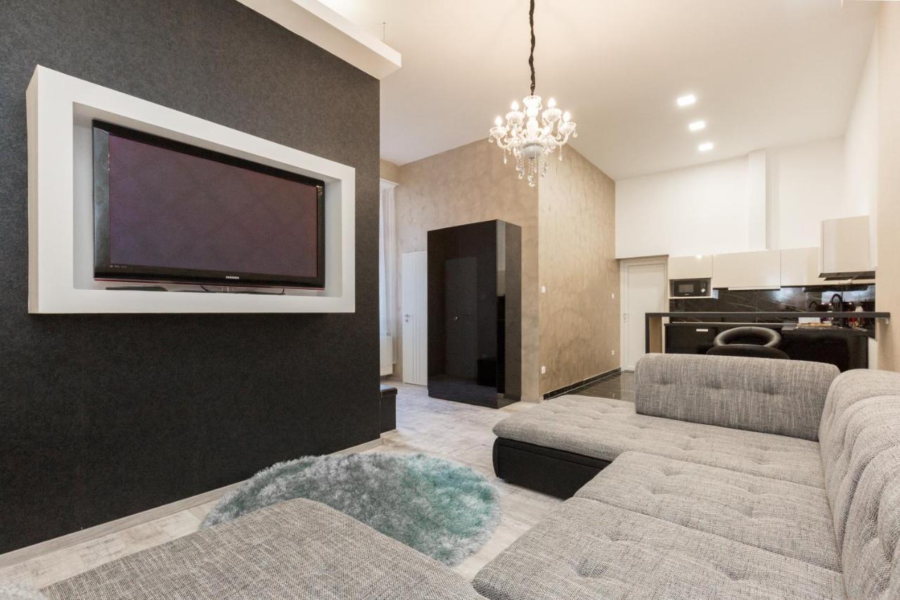 The Golden Executive Apartament *