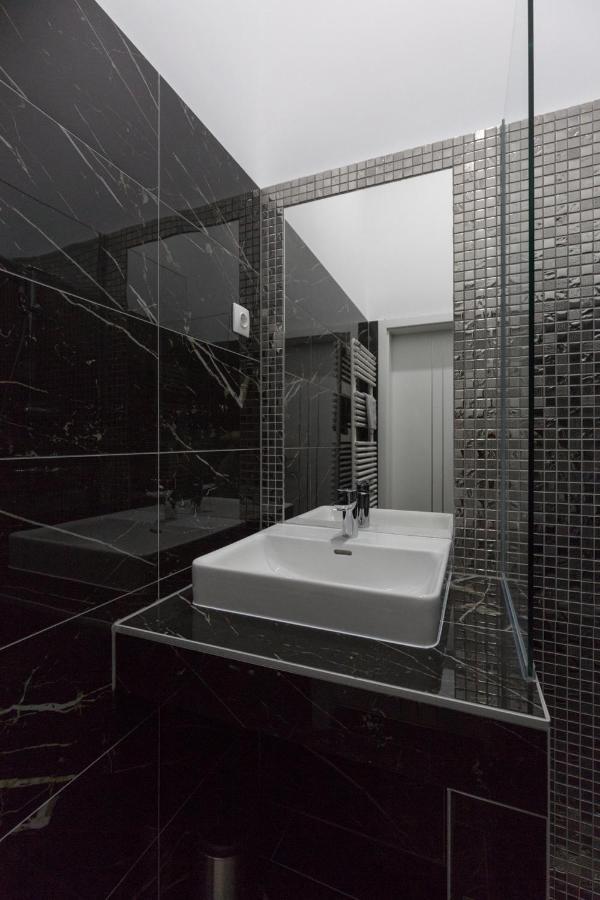 Apartament The Golden Executive