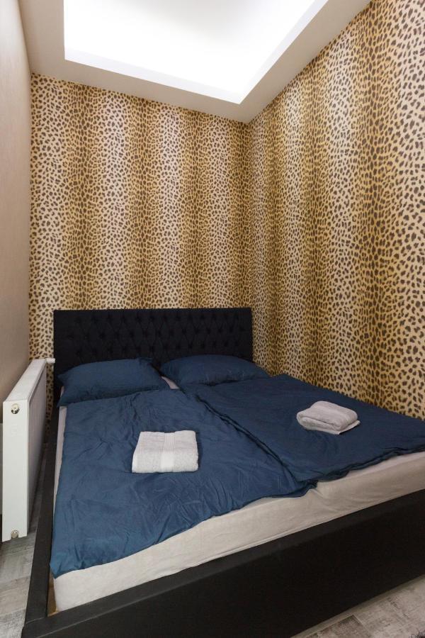 Apartament The Golden Executive *